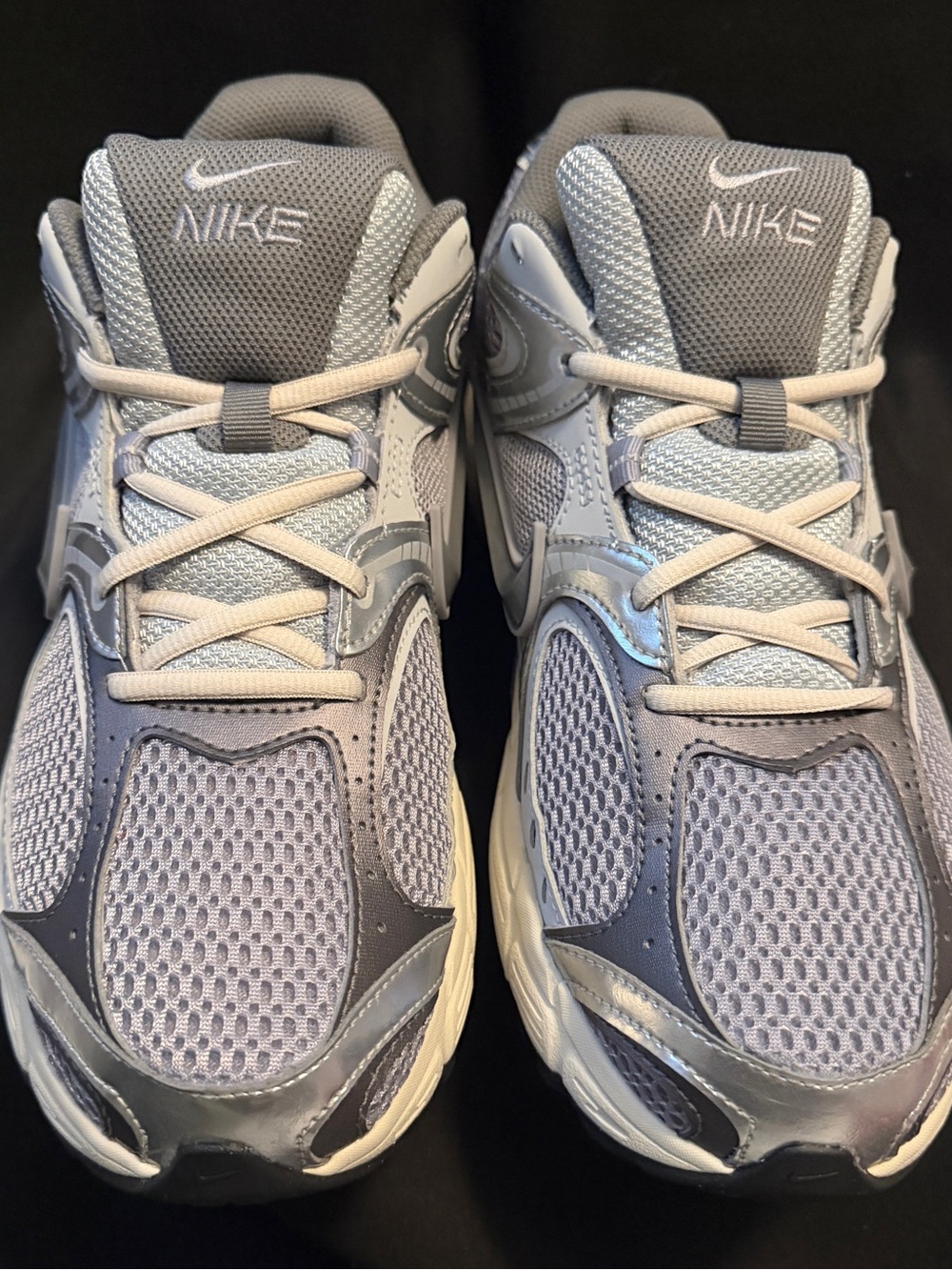 Nike V5 RNR Cement Grey Men’s Size 11.5 New In Box - Picture 3 of 8